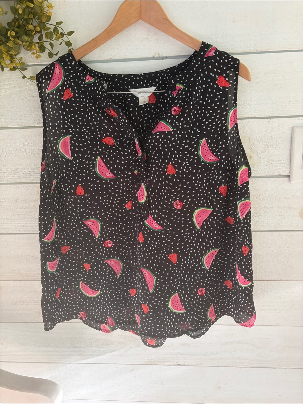 Christopher and Banks black polka dot fruit flowy tank women’s 1X